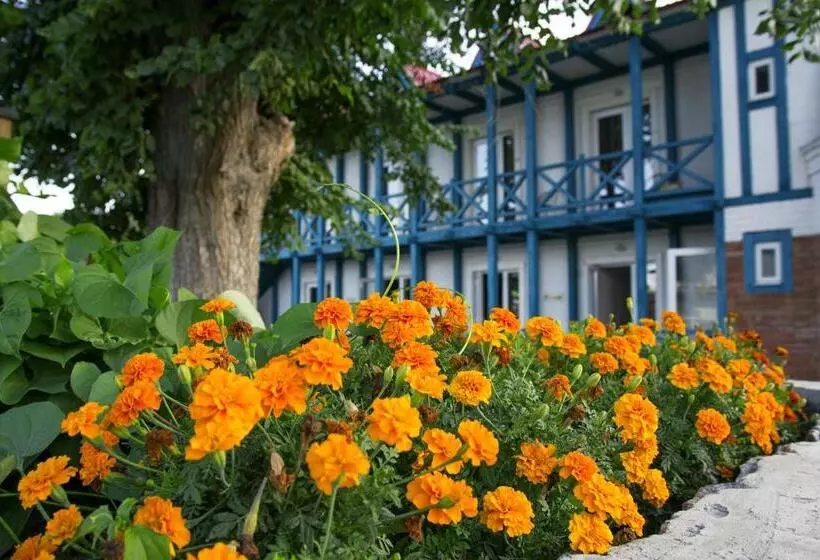 Mayak Resort