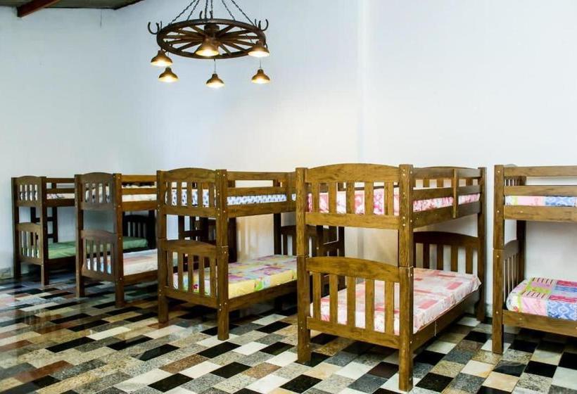 פנסיון Belo Recanto