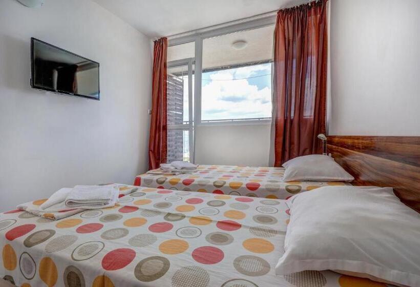 Saint George Hotel 1