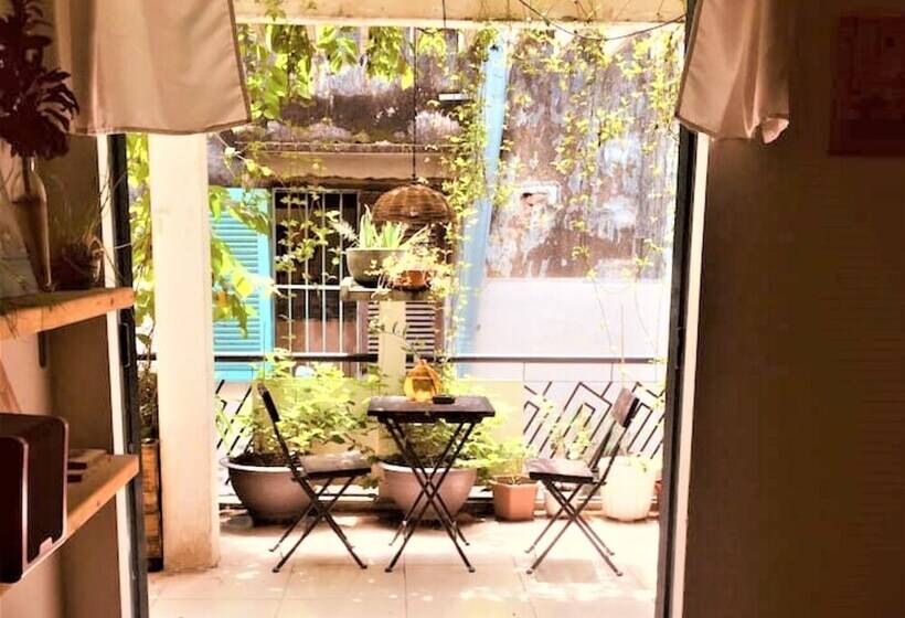 هتل Domino Homestay