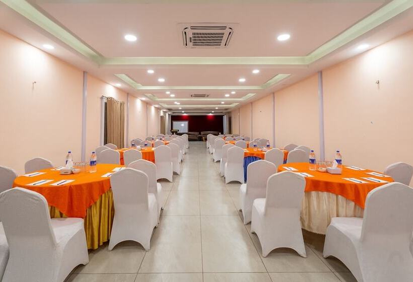 Dreamland Gold Resort &