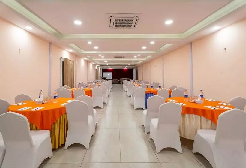 Dreamland Gold Resort &