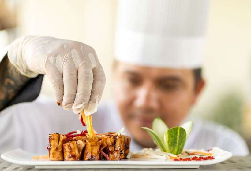 Dreamland Gold Resort &