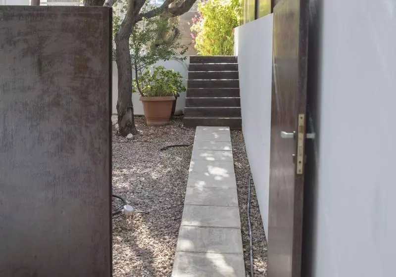 Hotelli Infinity White Complex