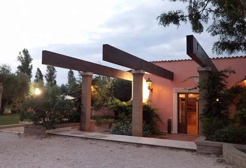Hotelli La Cascina
