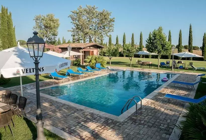 Hotelli La Cascina