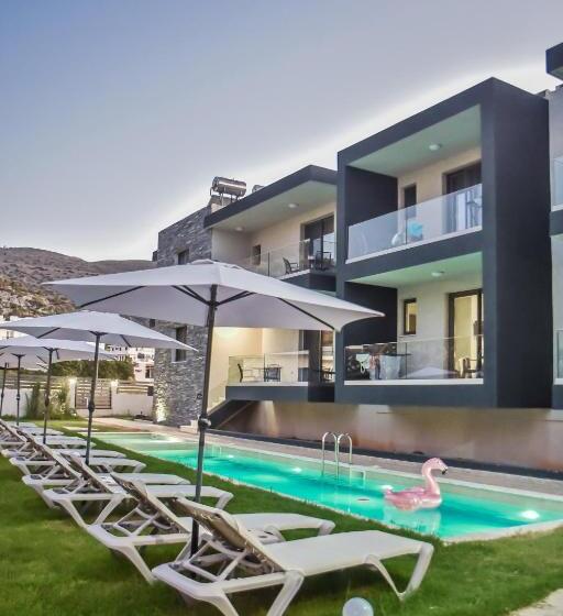 Del Mar  Adults Only