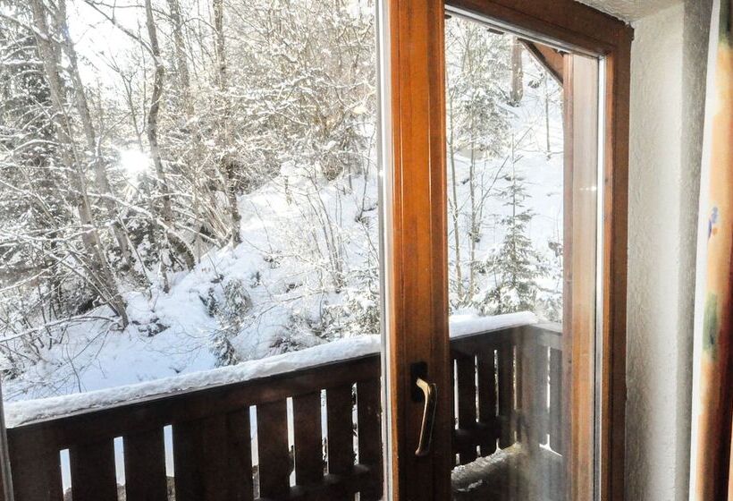 فندق Lake View Lodges By We Rent