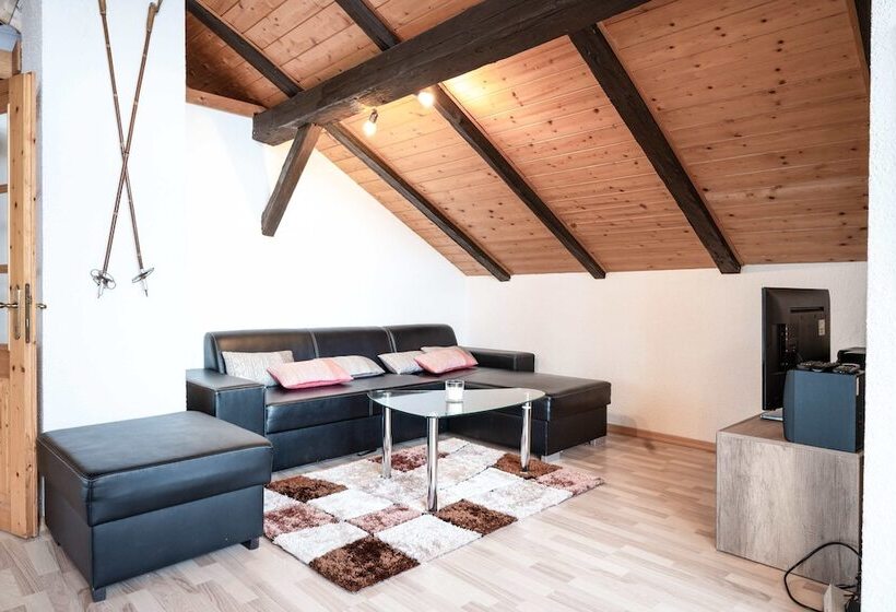 فندق Lake View Lodges By We Rent