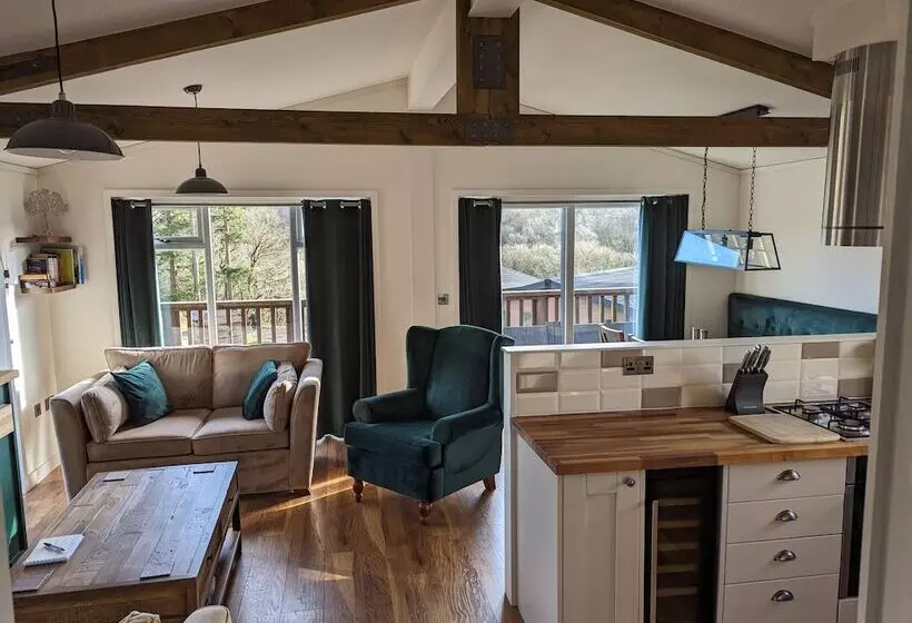 Great Trethew Manor Hotel & Self Catering Lodges