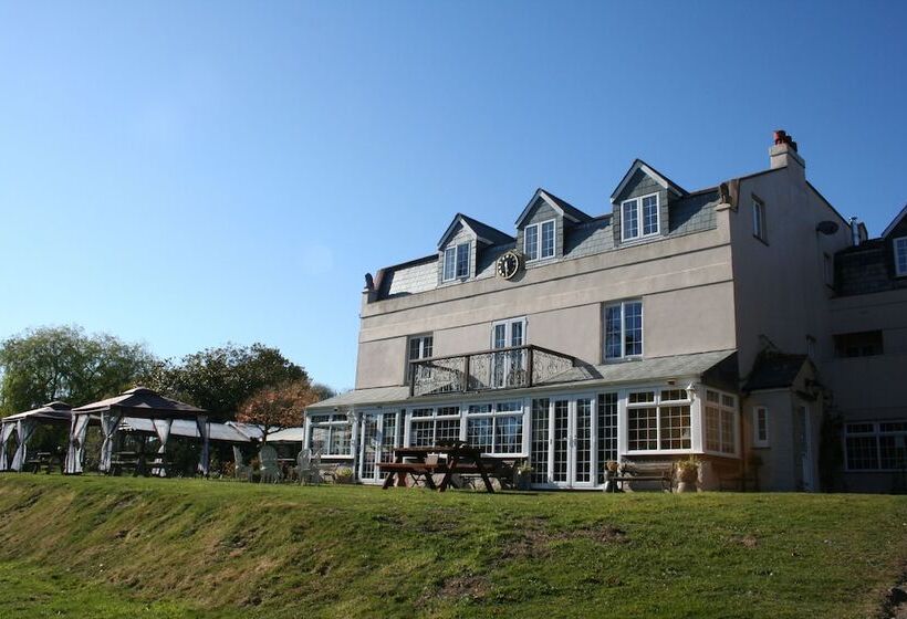 Great Trethew Manor Hotel & Self Catering Lodges