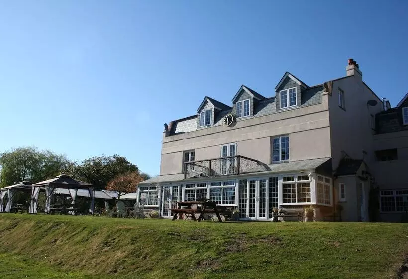Great Trethew Manor Hotel & Self Catering Lodges