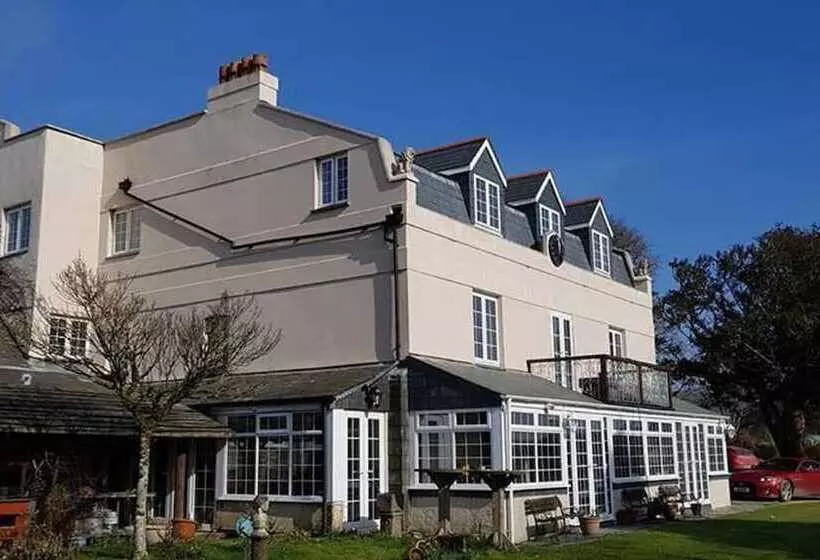 Great Trethew Manor Hotel & Self Catering Lodges