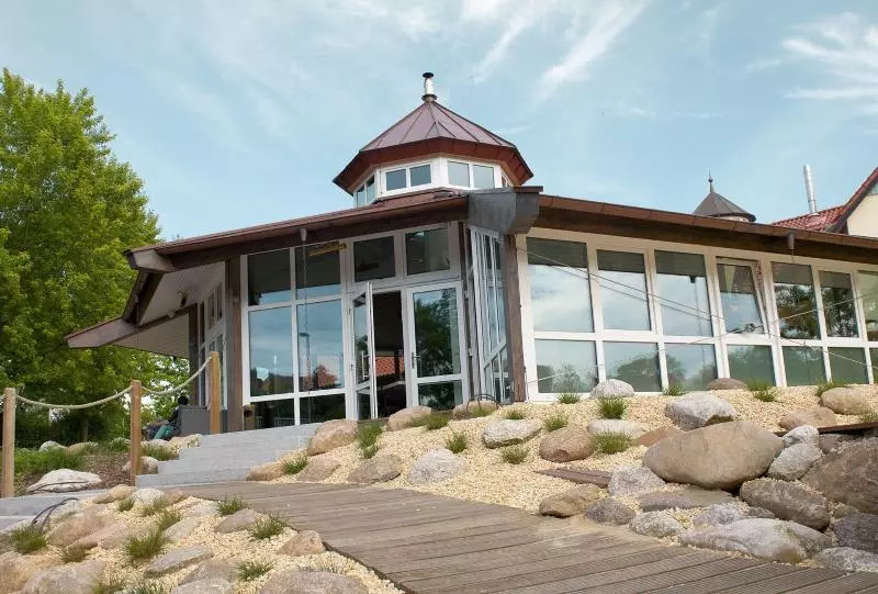 فندق Am Medemufer