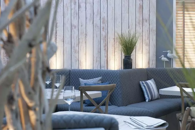 فندق Am Medemufer