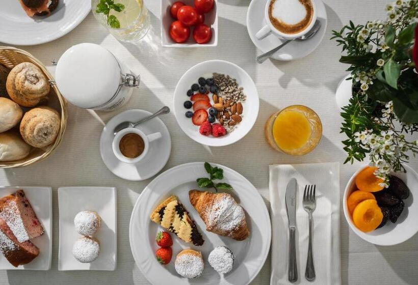 هتل Ascot Riccione