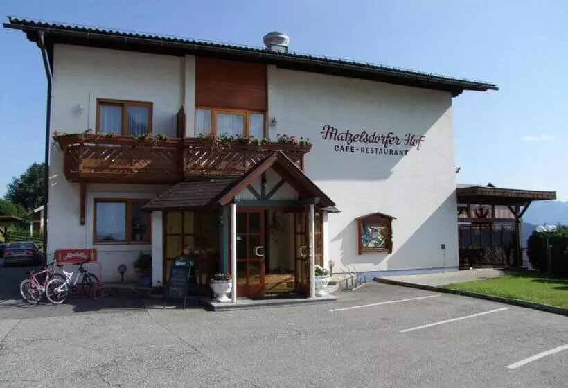 Hotelli Café Restaurant Matzelsdorfer Hof