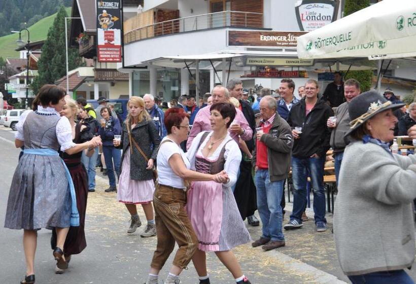 בית מלון כפרי Central