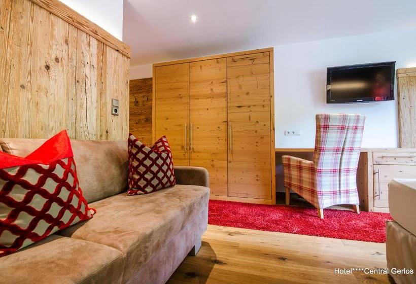 בית מלון כפרי Central