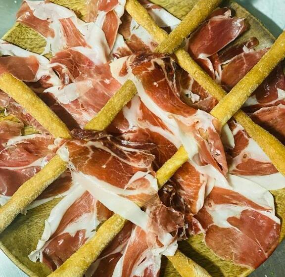 בית מלון כפרי Central