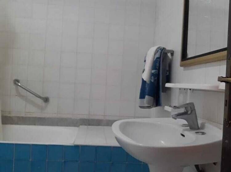 فندق Hamilton   Kaly Center