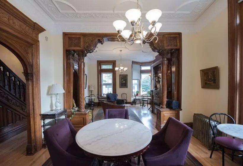 בית מלון כפרי Manoir Sherbrooke