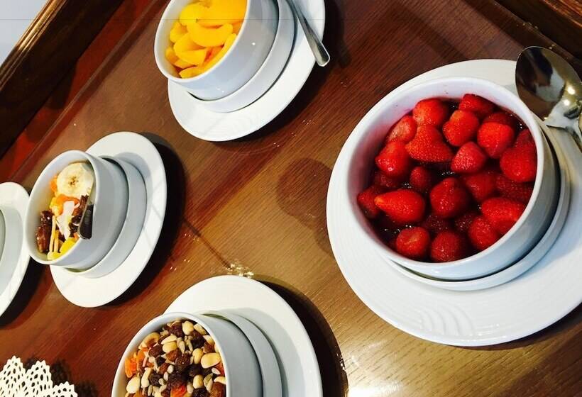 فندق Manoir Sherbrooke