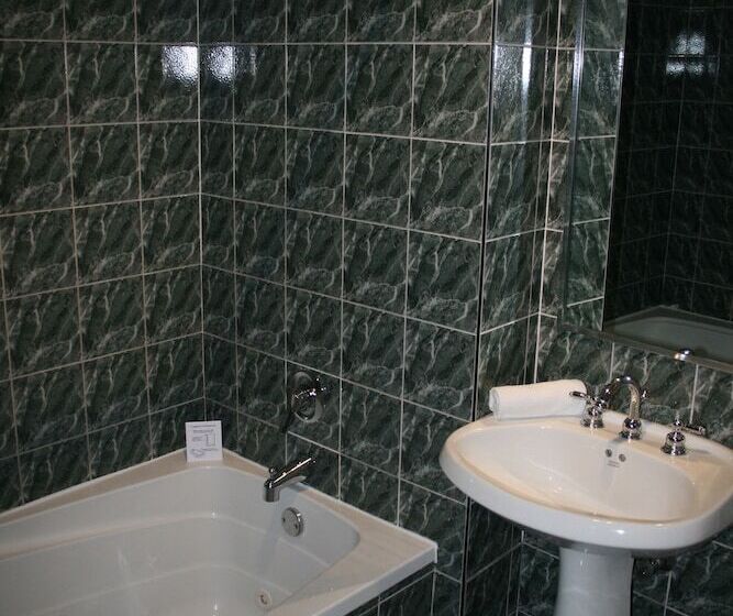 فندق Manoir Sherbrooke