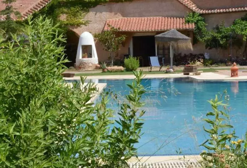 Hotel Rural Cuevas Almagruz