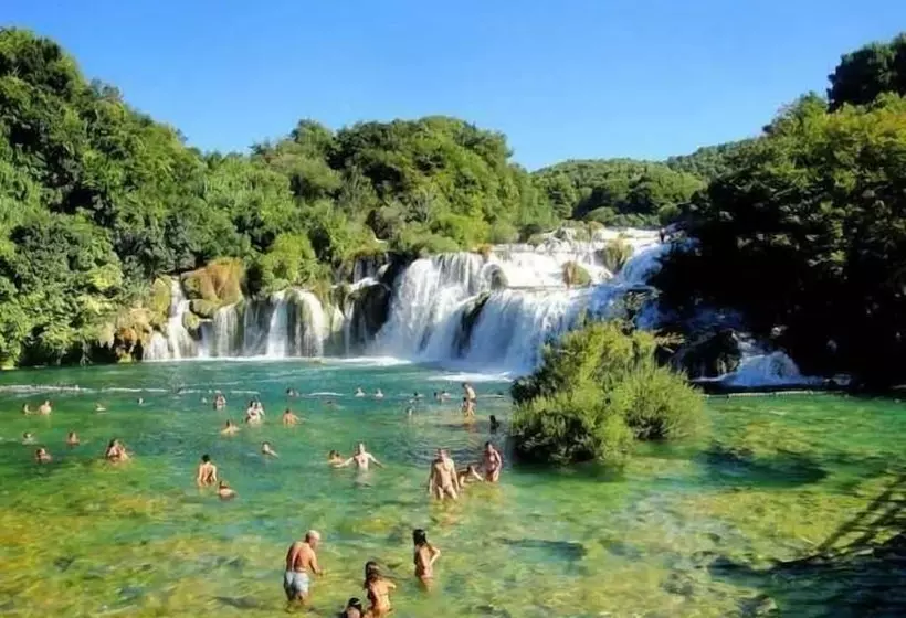 酒店 Tamarix Residence