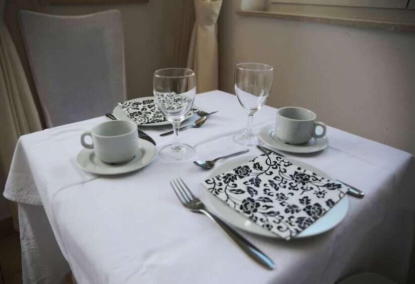 ホテル Tamarix Residence