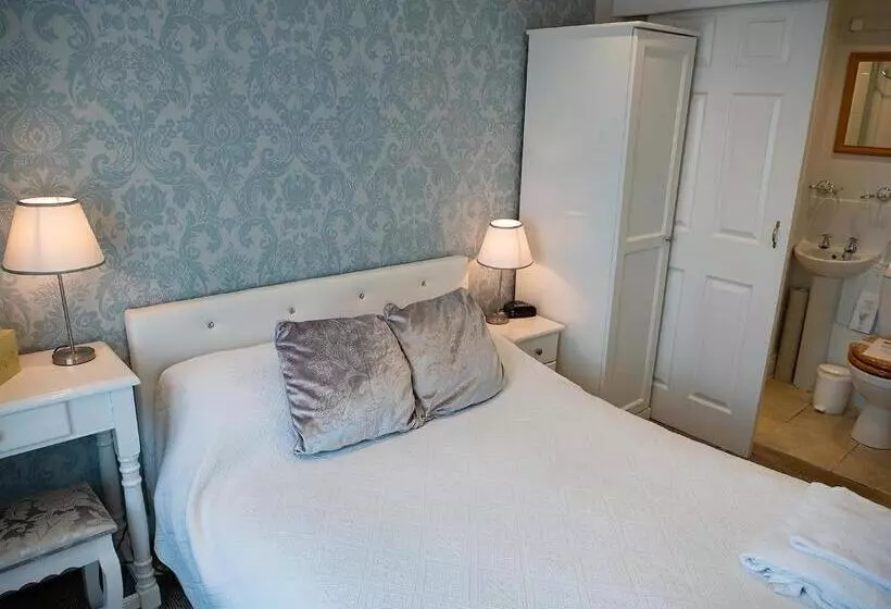 호텔 The Commercial