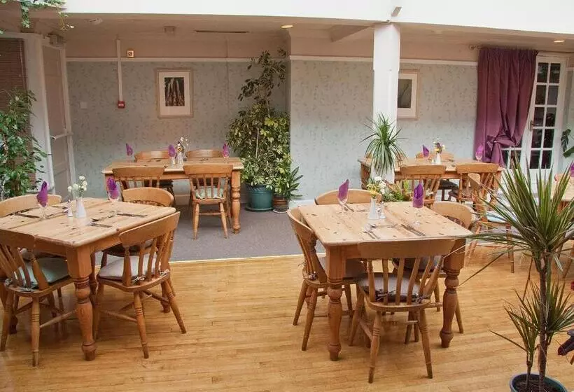 호텔 The Commercial