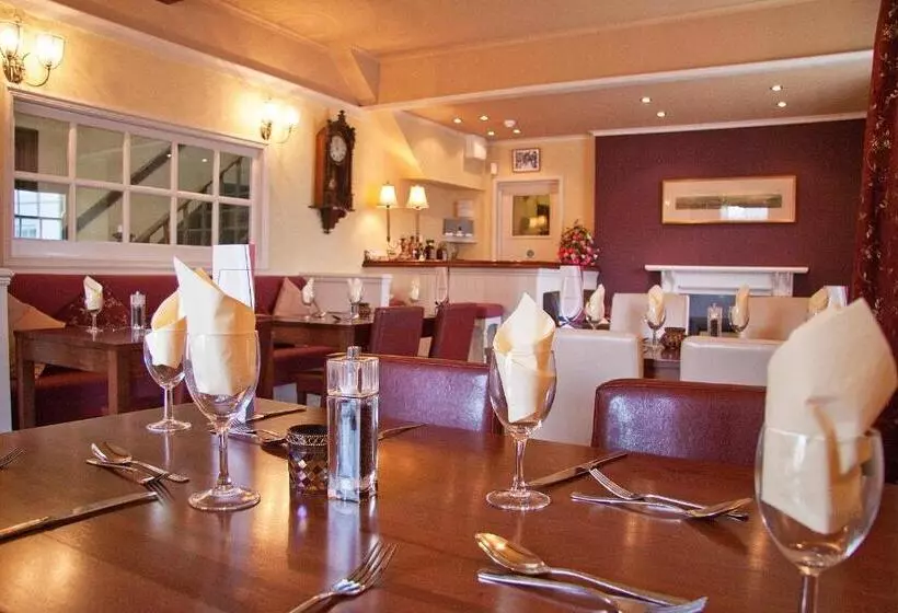 호텔 The Commercial