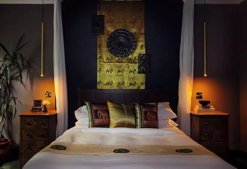 فندق The Imperial Dragon