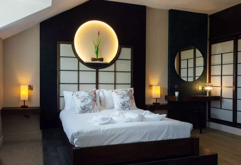 فندق The Imperial Dragon