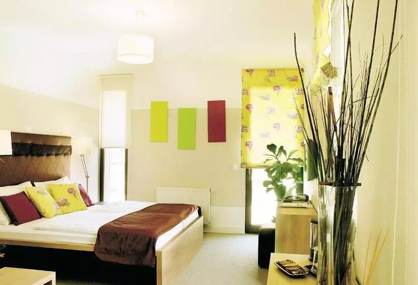 Hotelli Zur Schonenburg