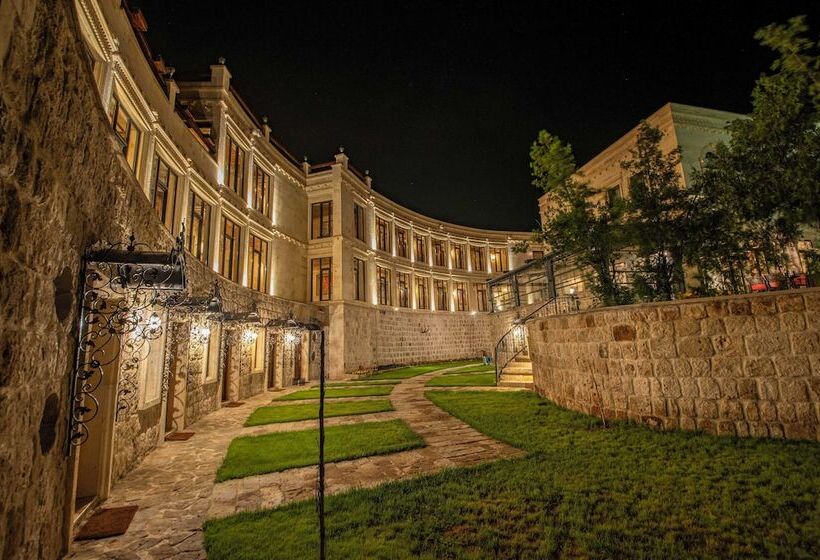 تختخواب و صبحانه Sobek Stone House Cappadocia
