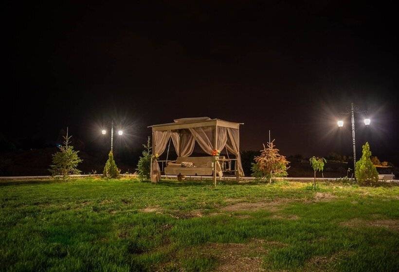 تختخواب و صبحانه Sobek Stone House Cappadocia