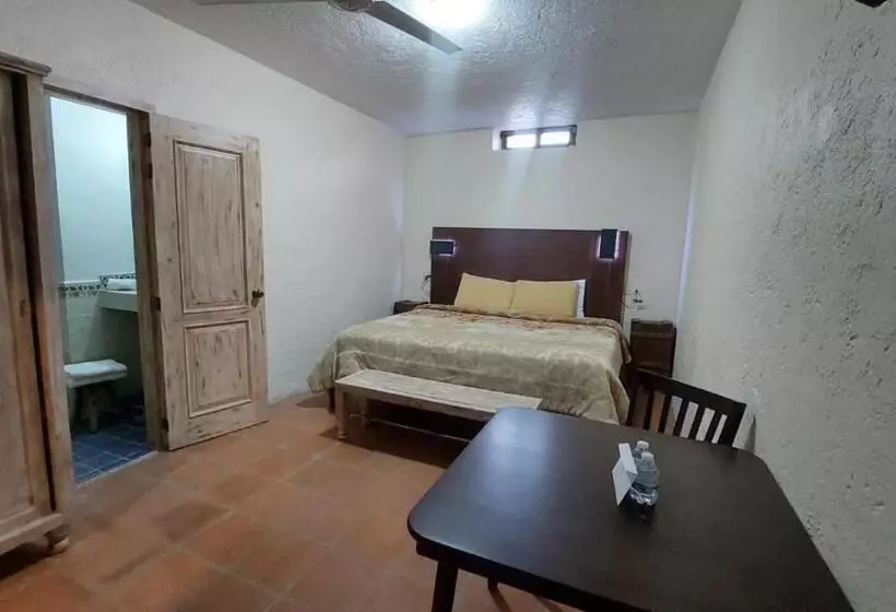 ホテル 19 De Enero Centro