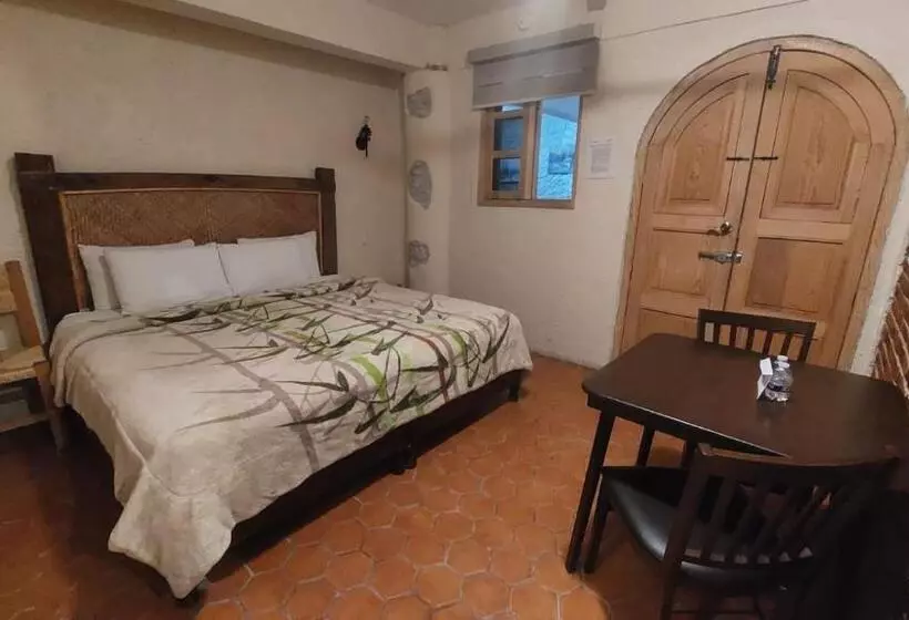 ホテル 19 De Enero Centro