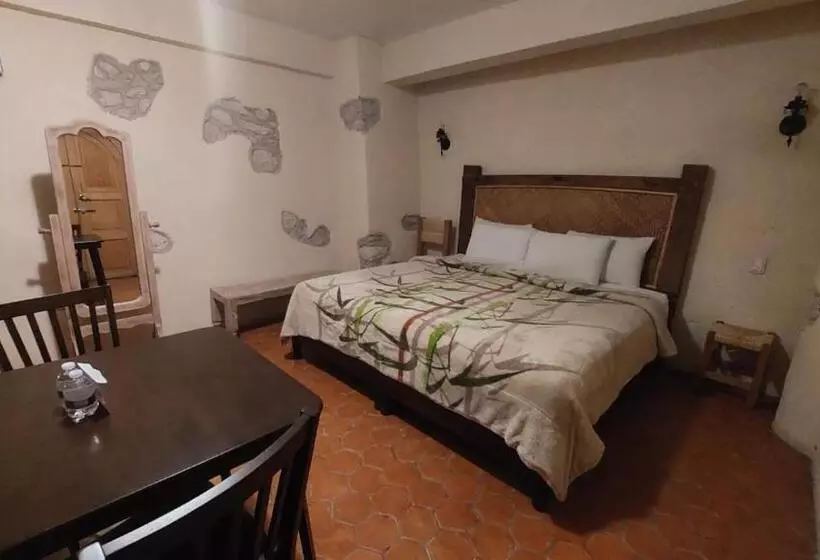 ホテル 19 De Enero Centro