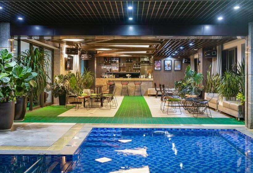 هتل Cat Ba Paradise