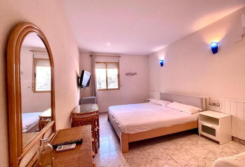 هتل Chinasol Low Cost