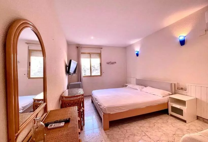 هتل Chinasol Low Cost