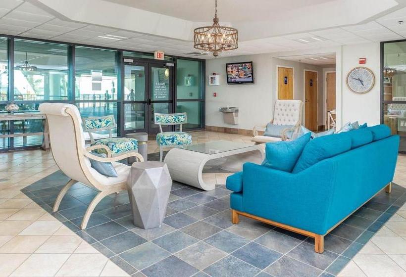 Hotelli Phoenix Ix By Brett Robinson Vacations