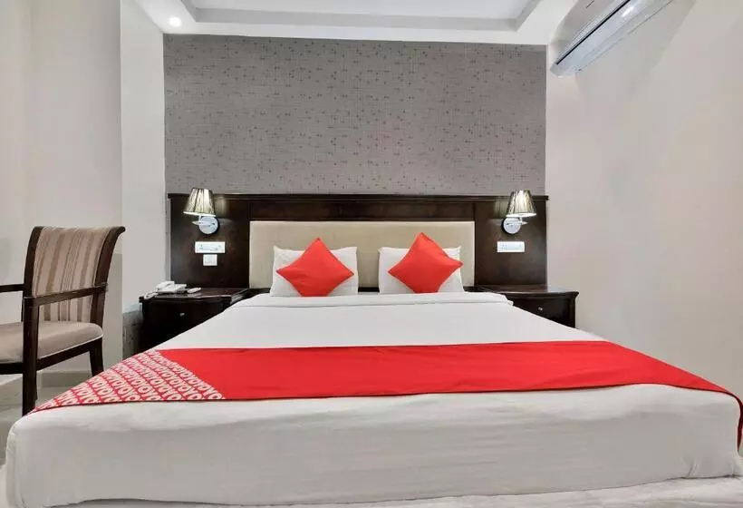 ホテル Super Capital O Rudra Grand Near Kondapur X Road
