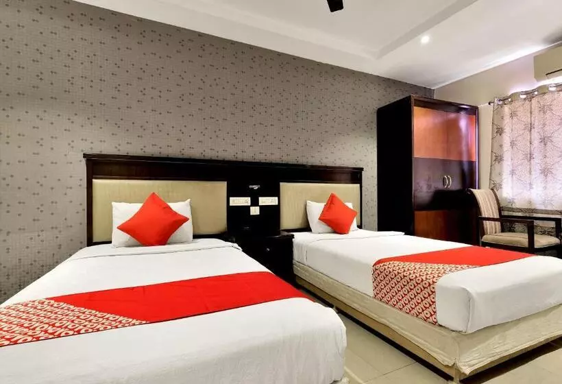 ホテル Super Capital O Rudra Grand Near Kondapur X Road