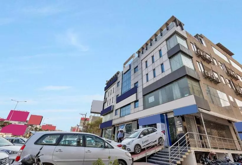 ホテル Super Capital O Rudra Grand Near Kondapur X Road