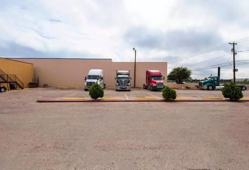 モーテル Oyo Hotel Odessa Tx, East Business 20
